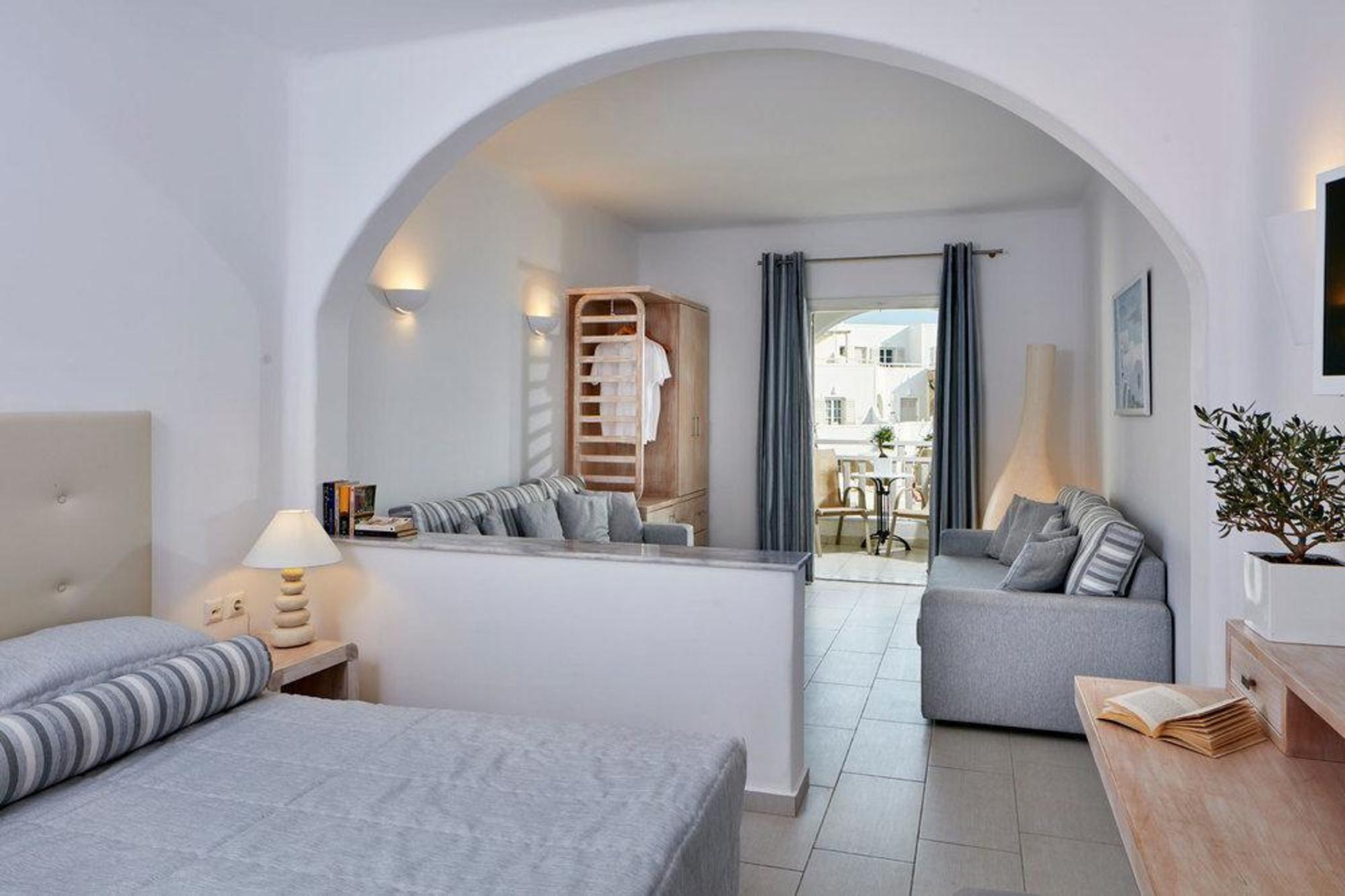 Aegean Plaza Hotel Kamari  Ngoại thất bức ảnh