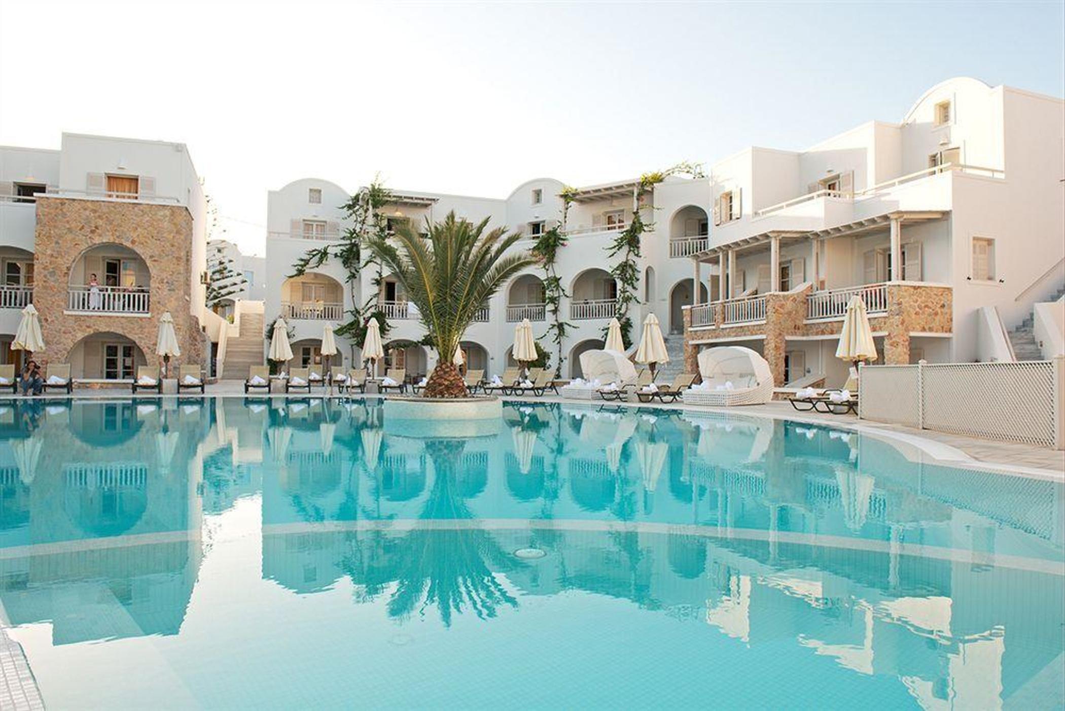 Aegean Plaza Hotel Kamari  Ngoại thất bức ảnh