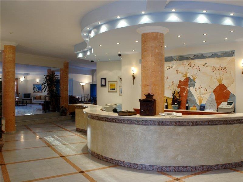 Aegean Plaza Hotel Kamari  Ngoại thất bức ảnh