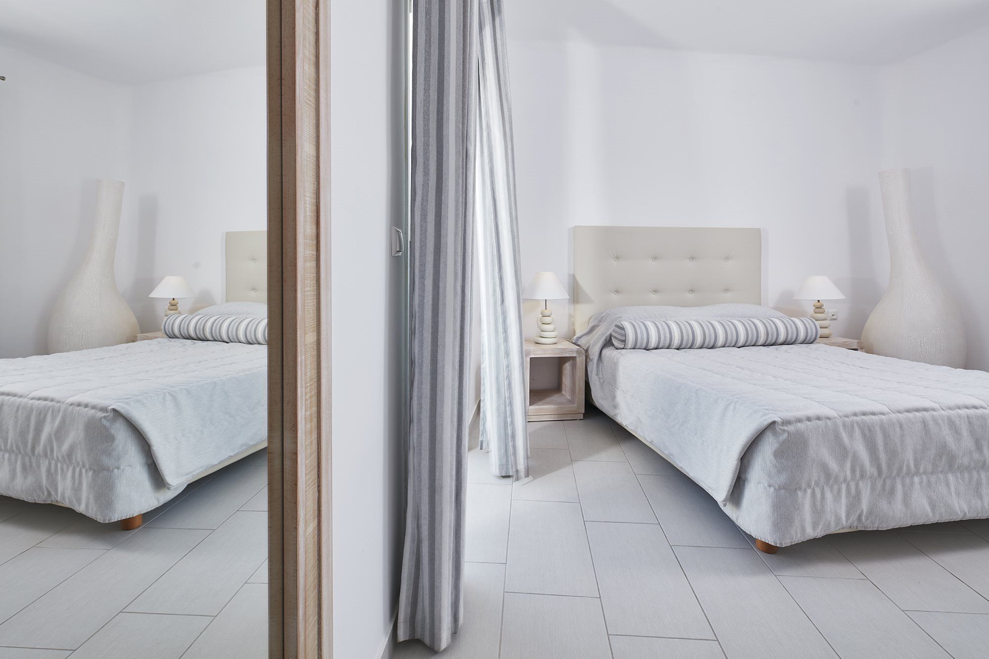 Aegean Plaza Hotel Kamari  Ngoại thất bức ảnh